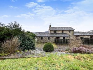 Rear- click for photo gallery